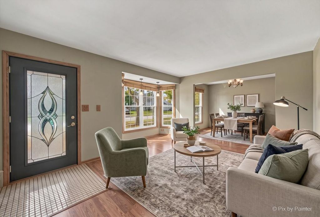 1253 Evergreen Drive, Carol Stream, IL 60188 — photo 2