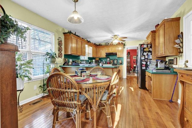 4806 Cash Road, Flowery Branch, GA 30542