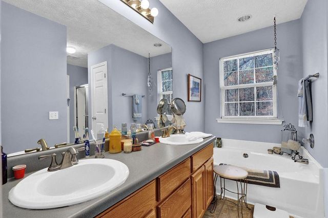 4806 Cash Road, Flowery Branch, GA 30542