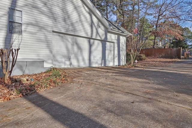 4806 Cash Road, Flowery Branch, GA 30542