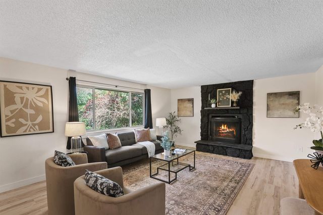 1306 E 18th Ave, Spokane, WA 99203