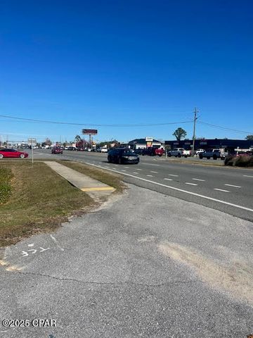 2518 HWY 77, Lynn Haven, FL 32444