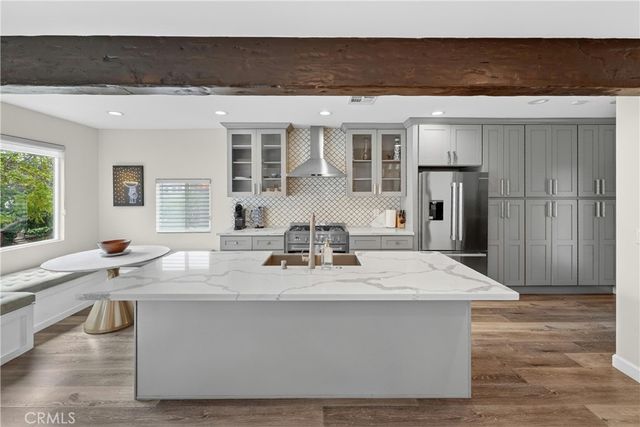 1029 Keniston Avenue, Los Angeles, CA 90019