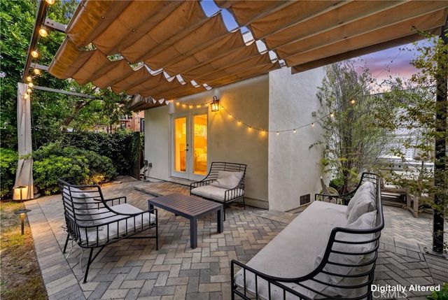 1029 Keniston Avenue, Los Angeles, CA 90019