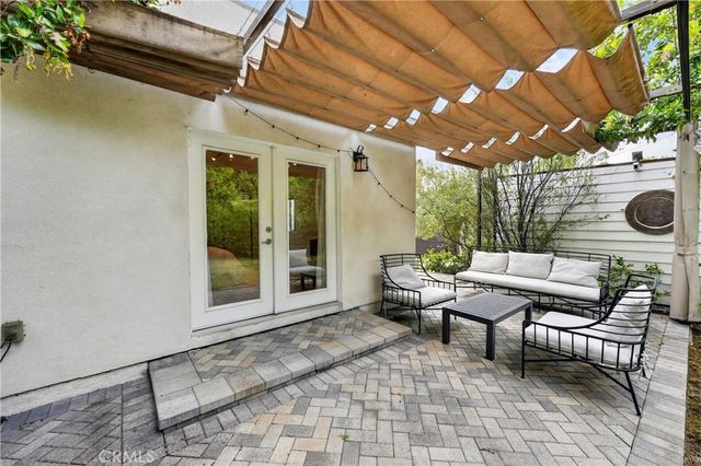 1029 Keniston Avenue, Los Angeles, CA 90019