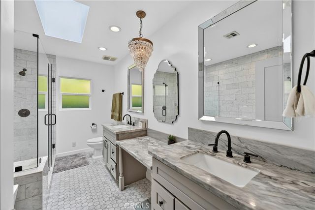 1029 Keniston Avenue, Los Angeles, CA 90019