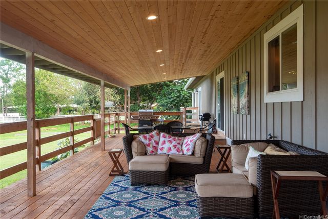 41-569 Makakalo Street, Waimanalo, HI 96795