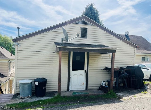 1121 N 7th Street, Martins Ferry, OH 43935