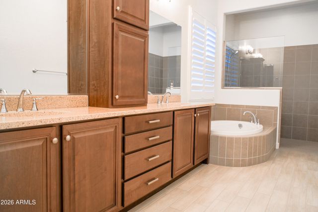 12224 W CREOSOTE Drive, Peoria, AZ 85383