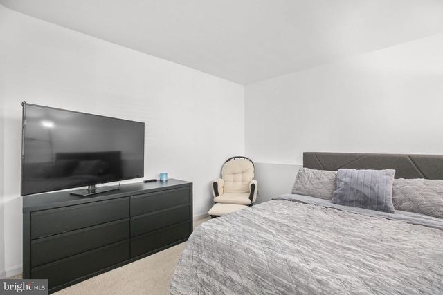 413 LAKEVIEW PKWY, Locust Grove, VA 22508