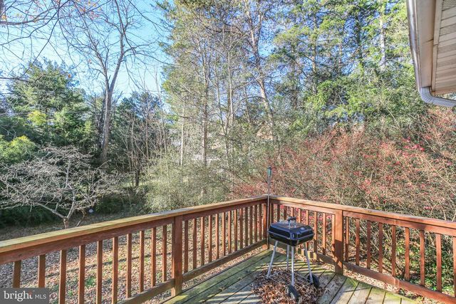 413 LAKEVIEW PKWY, Locust Grove, VA 22508