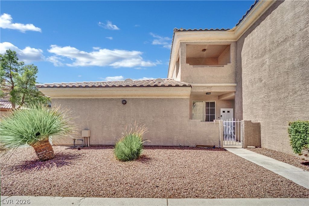 6908 Dorita Avenue 102, Las Vegas, NV 89108 — photo 2