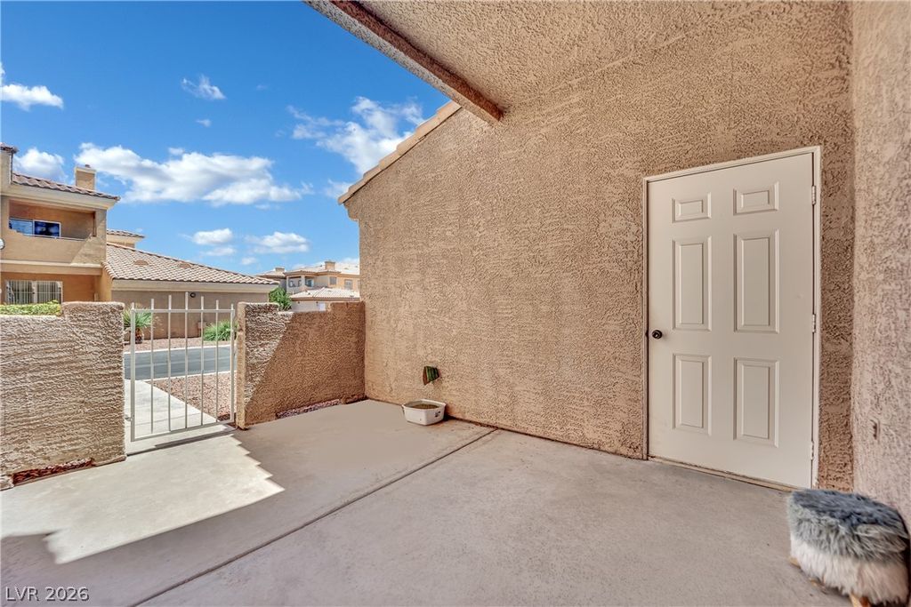 6908 Dorita Avenue 102, Las Vegas, NV 89108 — photo 4