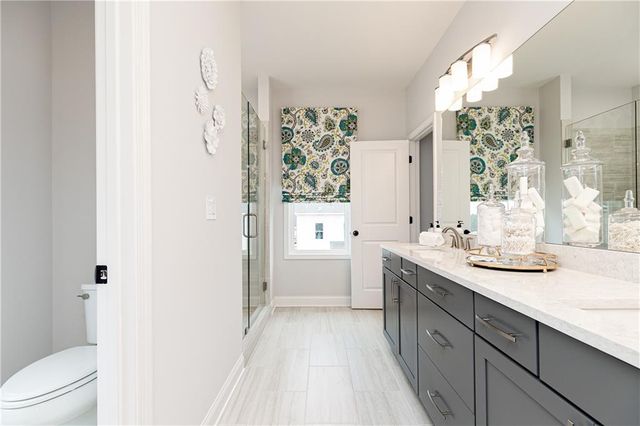 868 Leraes Way, Loganville, GA 30052