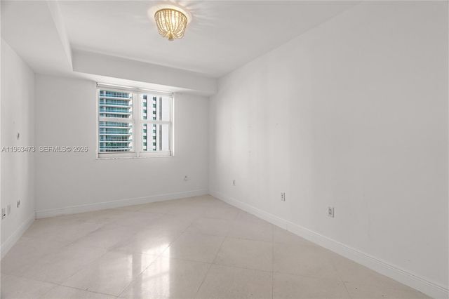 20000 E Country Club Drive 716, Aventura, FL 33180