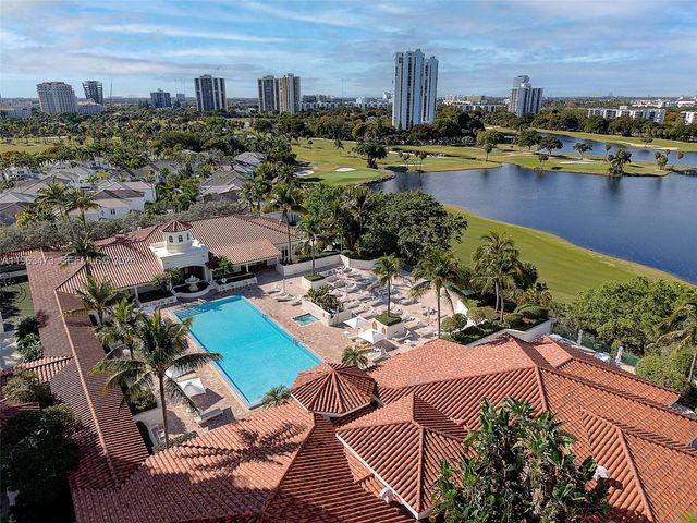 20000 E Country Club Drive 716, Aventura, FL 33180
