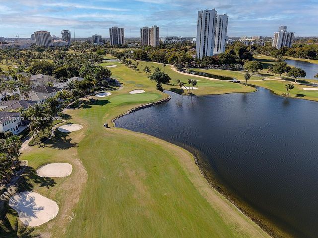 20000 E Country Club Drive 716, Aventura, FL 33180