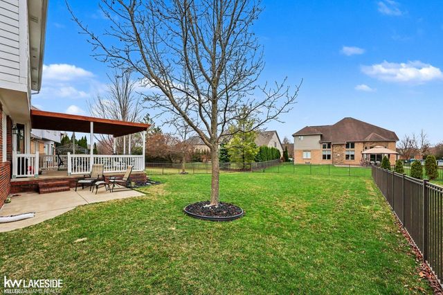 17252 Muirfield Drive, Macomb Twp, MI 48042