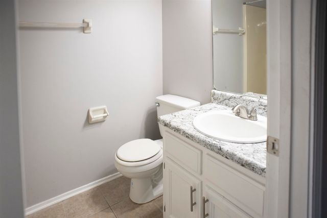 1595 BEAVER TRAIL LN, Memphis, TN 38016
