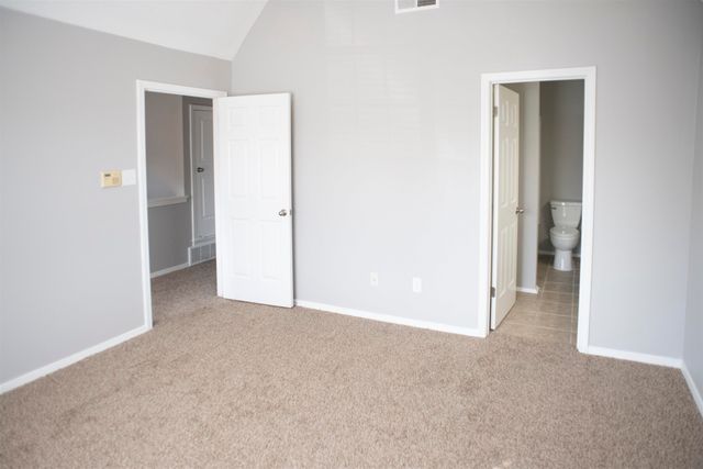 1595 BEAVER TRAIL LN, Memphis, TN 38016
