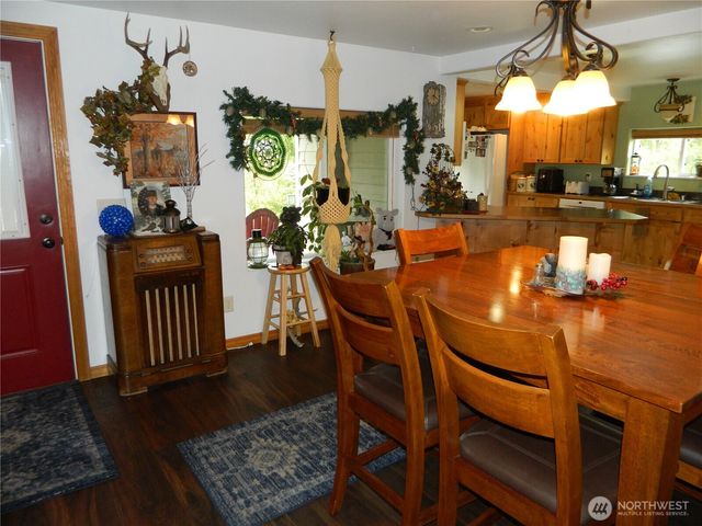 44 Bonaparte Avenue, Tonasket, WA 98855