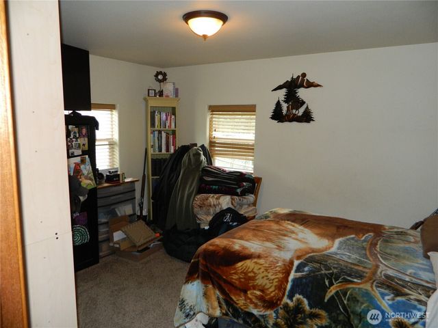 44 Bonaparte Avenue, Tonasket, WA 98855