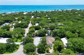 9496 Frangipani Drive, Vero Beach, FL 32963