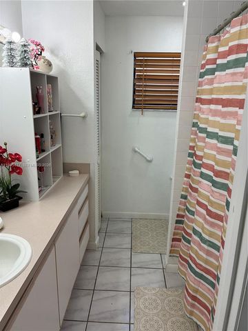 1660 N Audubon Dr 1660, Homestead, FL 33035