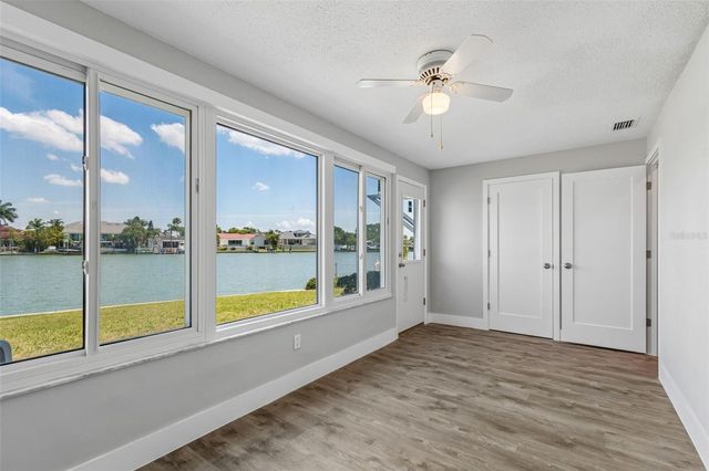 5955 30TH AVENUE S 105, Gulfport, FL 33707