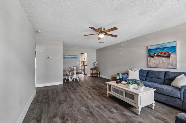5955 30TH AVENUE S 105, Gulfport, FL 33707