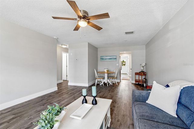5955 30TH AVENUE S 105, Gulfport, FL 33707