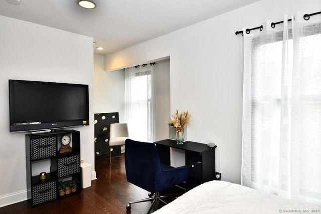 178 Flax Hill Road APT C203, Norwalk, CT 06854