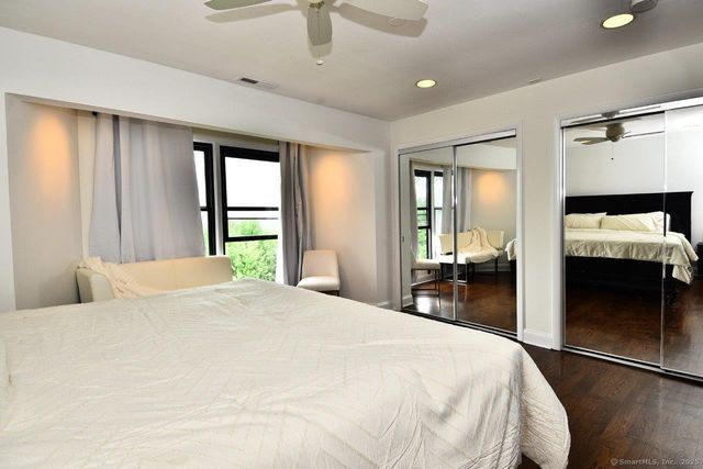 178 Flax Hill Road APT C203, Norwalk, CT 06854