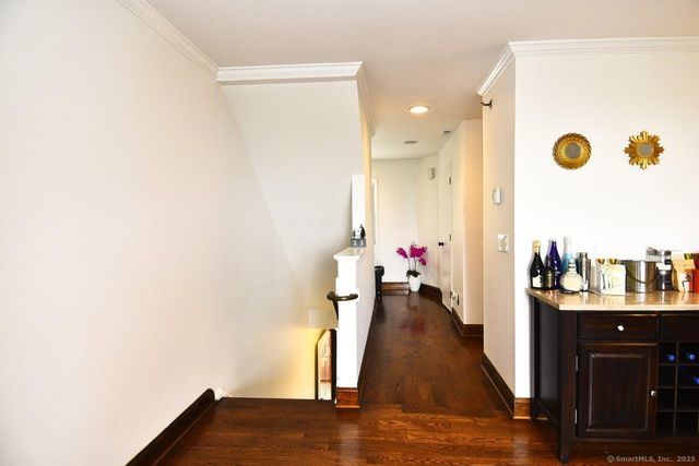 178 Flax Hill Road APT C203, Norwalk, CT 06854