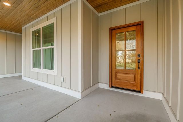 55 Mason Lane, Rossville, GA 30741