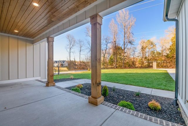 55 Mason Lane, Rossville, GA 30741