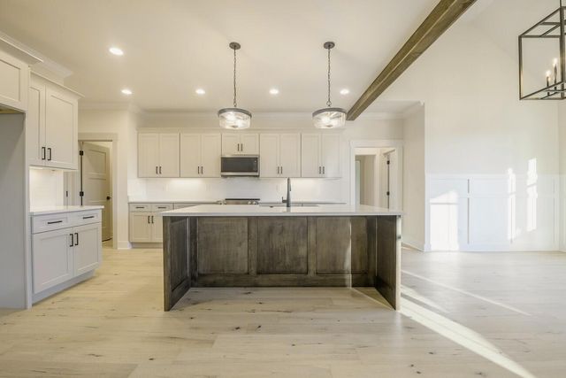 55 Mason Lane, Rossville, GA 30741