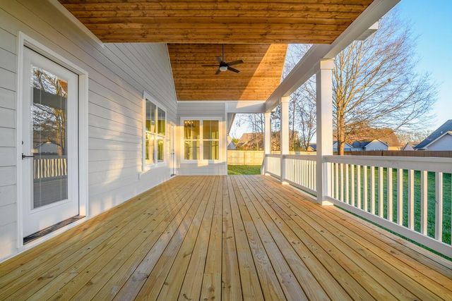 55 Mason Lane, Rossville, GA 30741