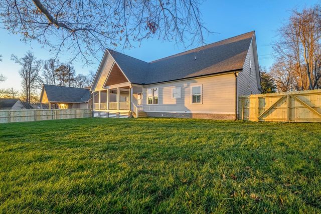 55 Mason Lane, Rossville, GA 30741