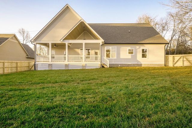 55 Mason Lane, Rossville, GA 30741