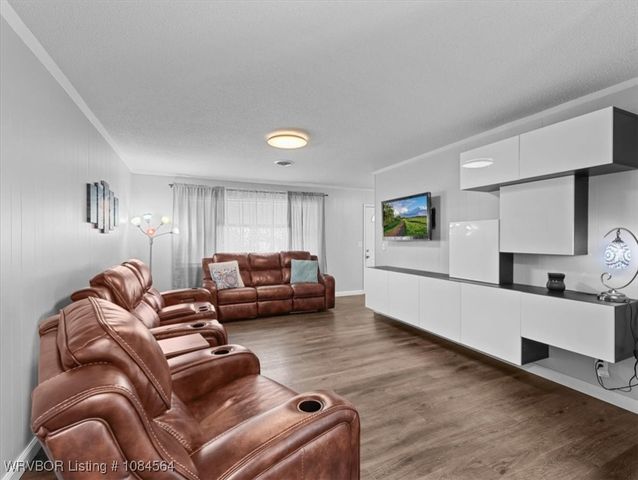 33339 Pleasant Valley Road, Poteau, OK 74953