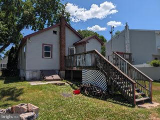 604 HARRIS AVE, Croydon, PA 19021