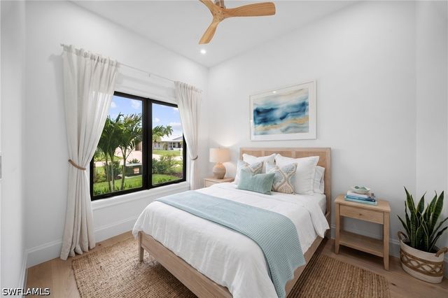 708 100th AVE N, Naples, FL 34108
