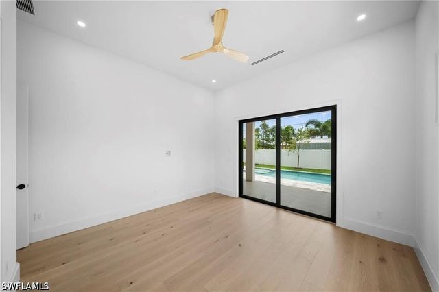 708 100th AVE N, Naples, FL 34108