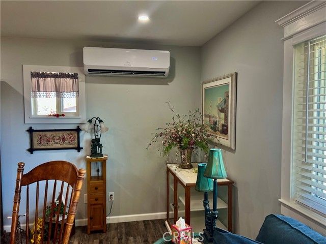 7150 Redwood Avenue, Hesperia, CA 92345