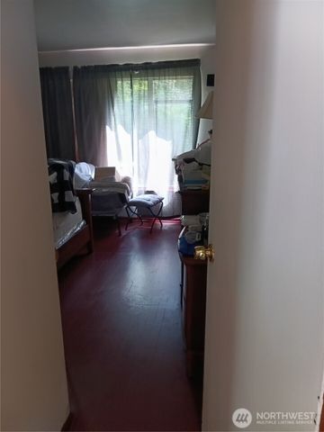 522 NE 127th Street, Seattle, WA 98125