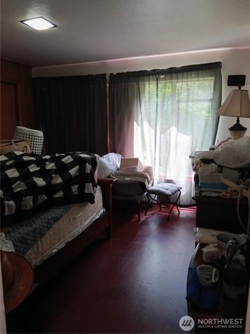 522 NE 127th Street, Seattle, WA 98125