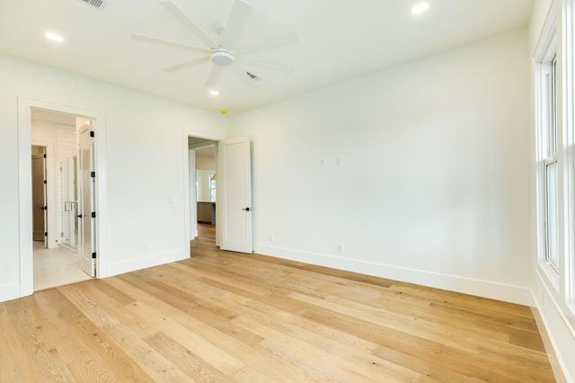 714 Vista Bella, Galveston, TX 77554