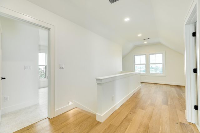 714 Vista Bella, Galveston, TX 77554