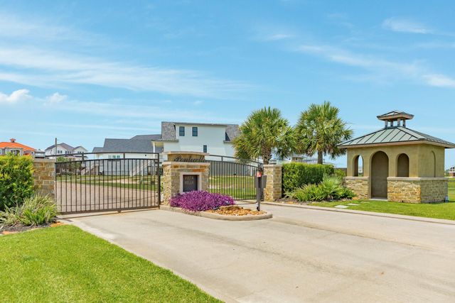 714 Vista Bella, Galveston, TX 77554